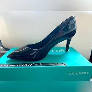 Rockport black comfort heels 8.5